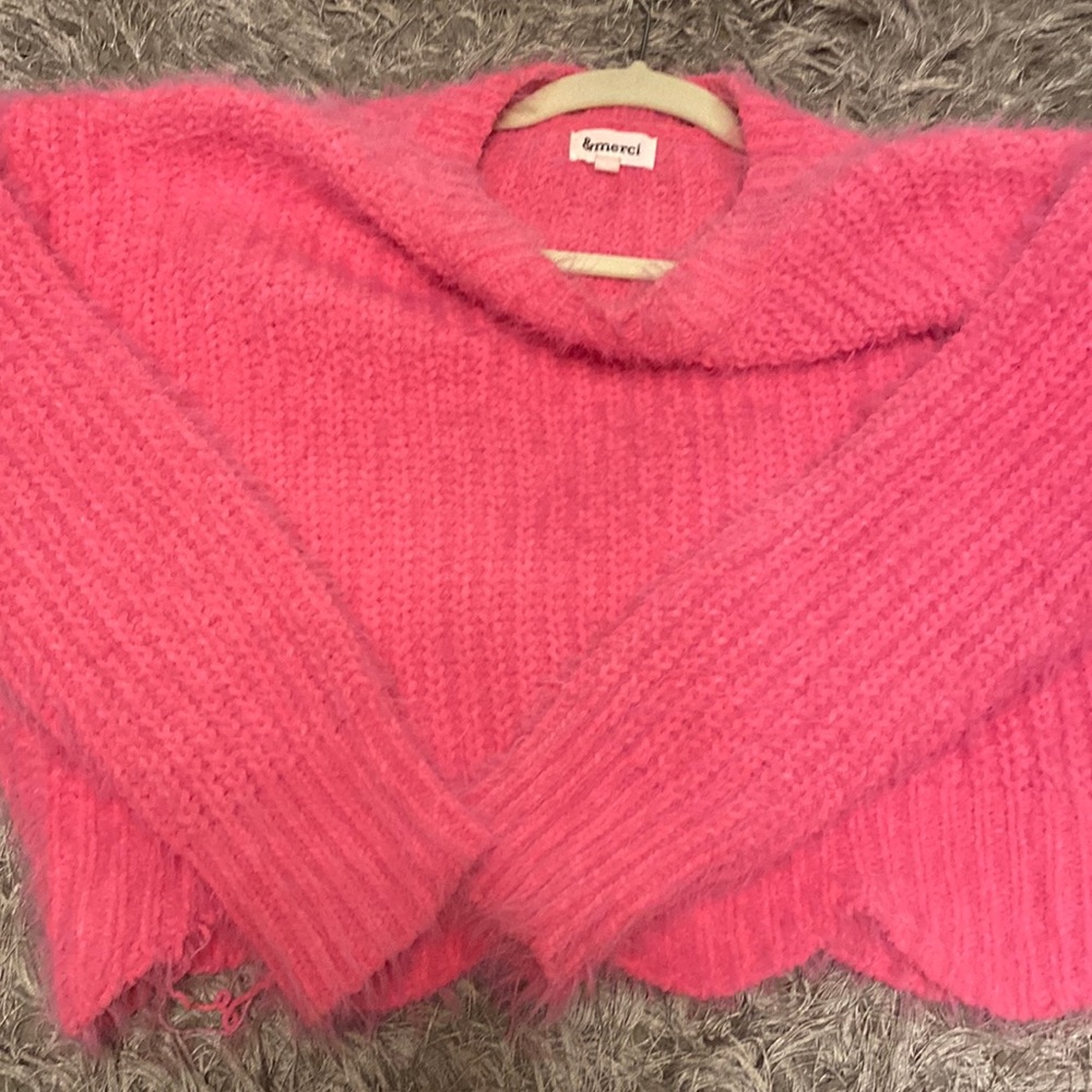 &merci pink scalloped edge Sweater